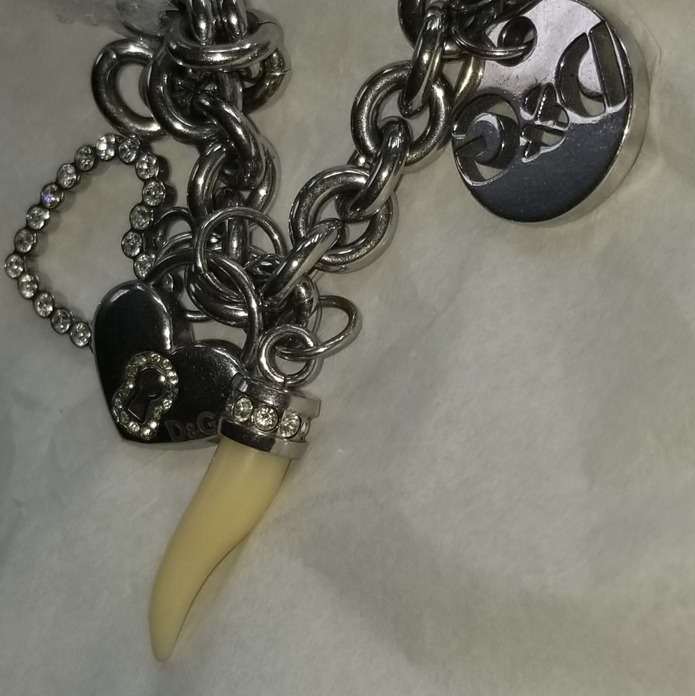 Dolce & Gabbana Necklace - Picture 5 of 7